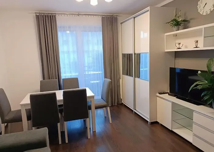 Apartament U Oli I Laury
